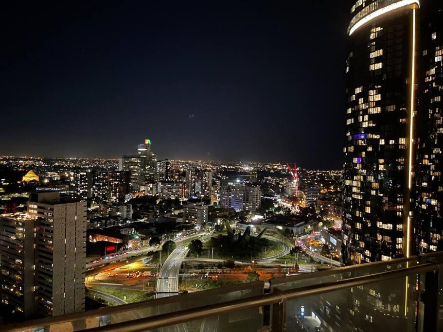 Lux 3 Bedroom Apartment In Southbank เมลเบิร์น ภายนอก รูปภาพ