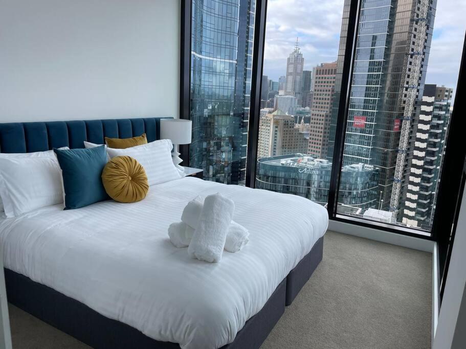 Lux 3 Bedroom Apartment In Southbank เมลเบิร์น ภายนอก รูปภาพ