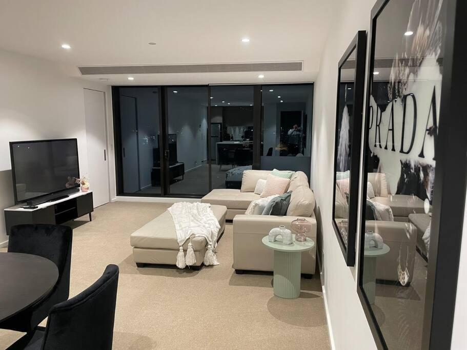 Lux 3 Bedroom Apartment In Southbank เมลเบิร์น ภายนอก รูปภาพ